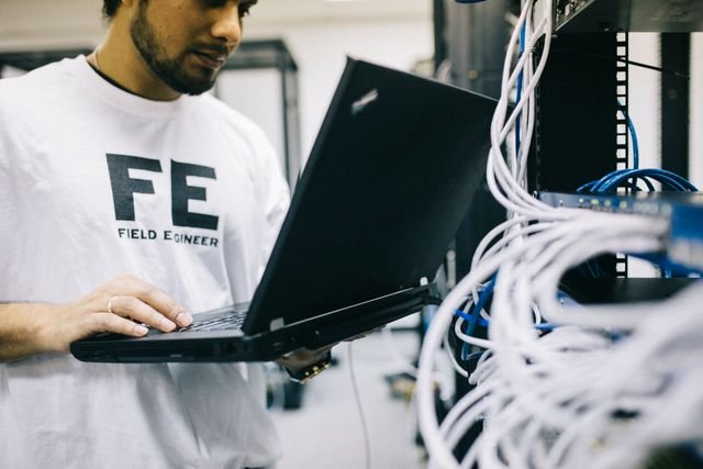 TECHNOLOGY & DIGITAL SPECIALISTS